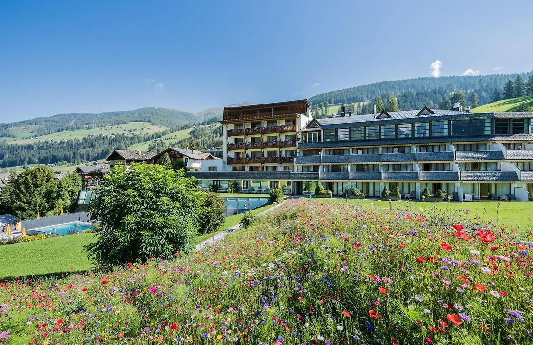 Family Resort Rainer Sexten-1
